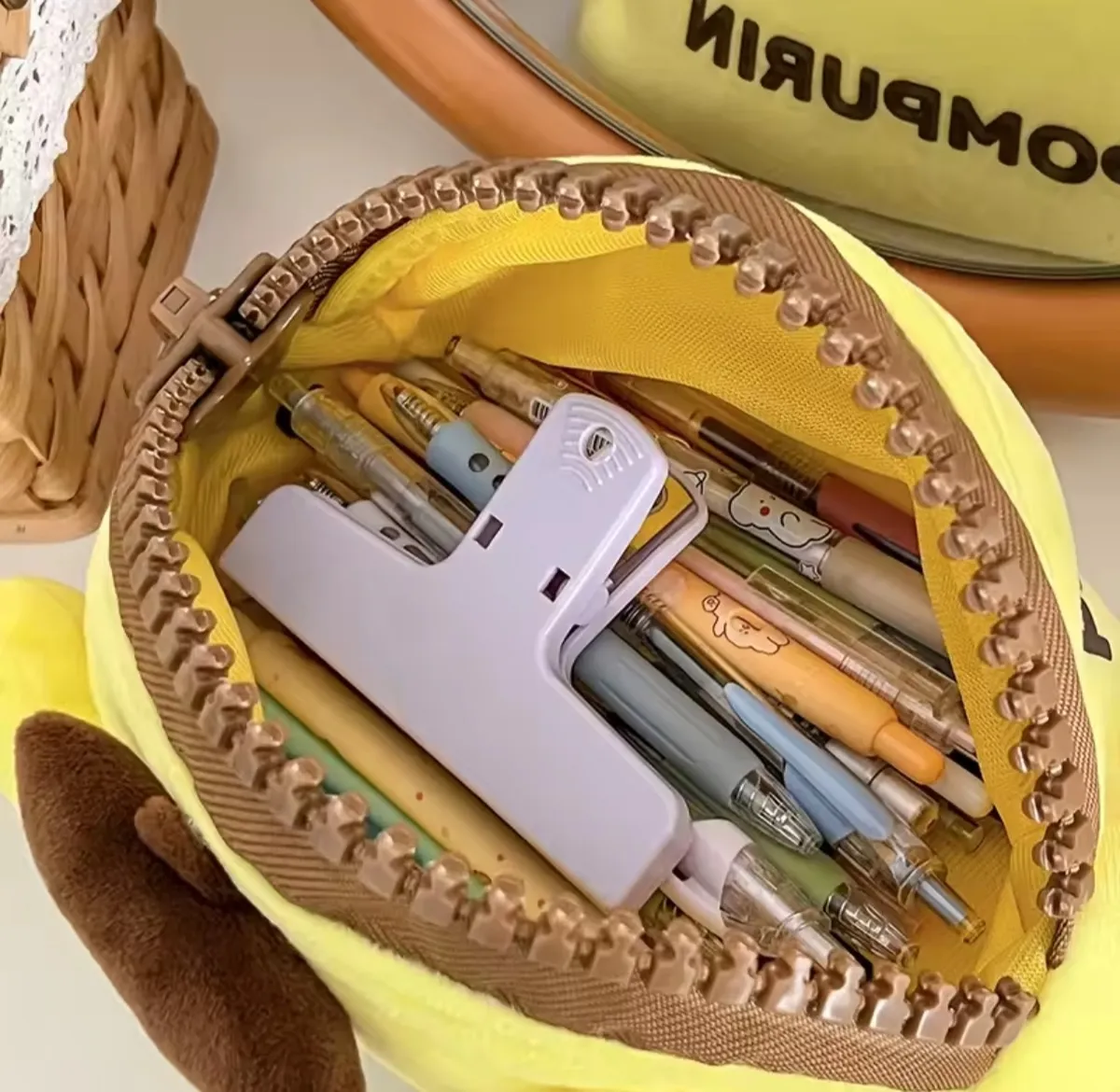 Estuche de Felpa Pompompurin