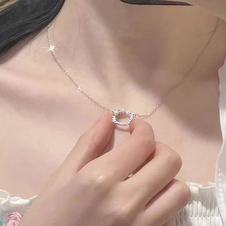 Collar Plata Esterlina Hello Kitty con Circones