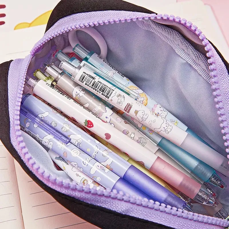 Estuche Escolar Kuromi Violeta con Broche