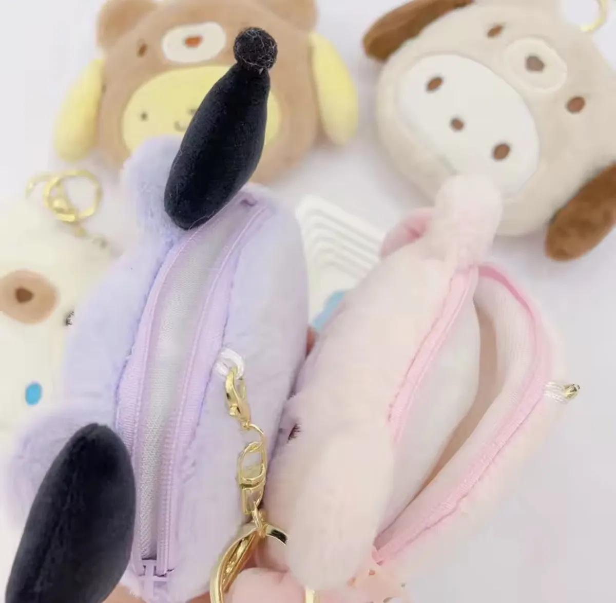 Monedero Llavero Felpudo Sanrio