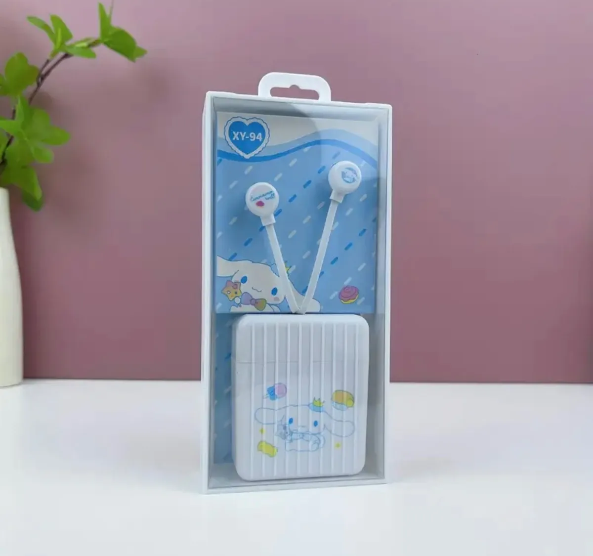 Audífonos Sanrio Con Micrófono con Estuche