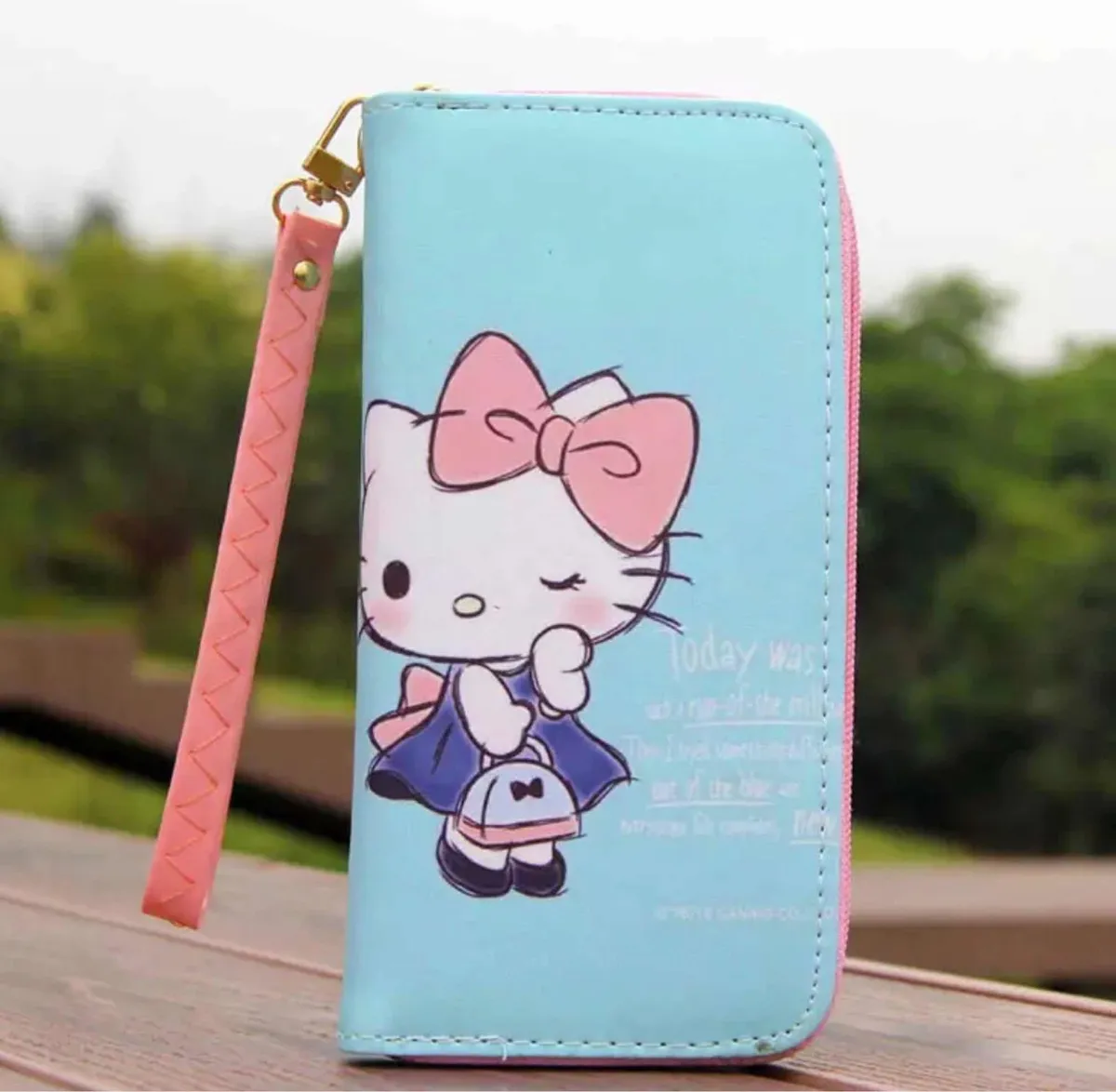 Billetera Sanrio Continental de Cuerina