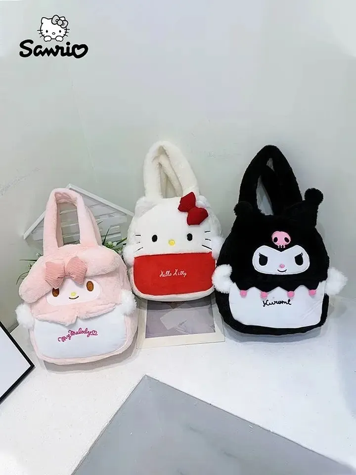 Bolso Cuadrado de Peluche Sanrio