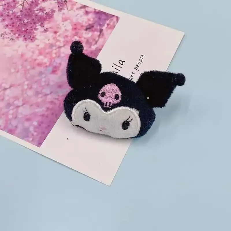 Broche de Peluche Sanrio (Hello Kitty y Amigos)