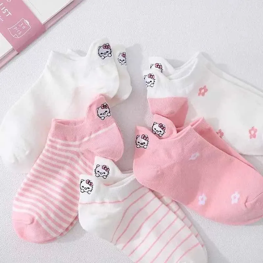 Set 5 calcetines Hello Kitty bordados (talla 35-38)