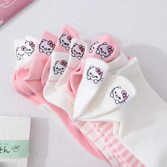 Set 5 calcetines Hello Kitty bordados (talla 35-38)