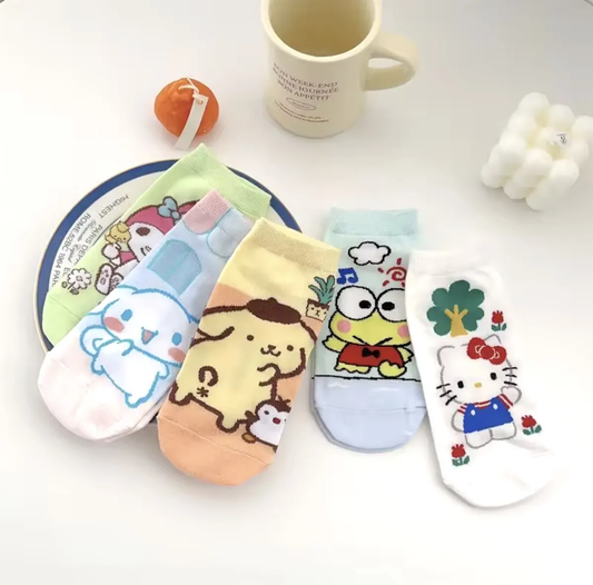 Calcetines Tobilleros Sanrio - Hello Kitty y sus Amigos (talla 35-38)