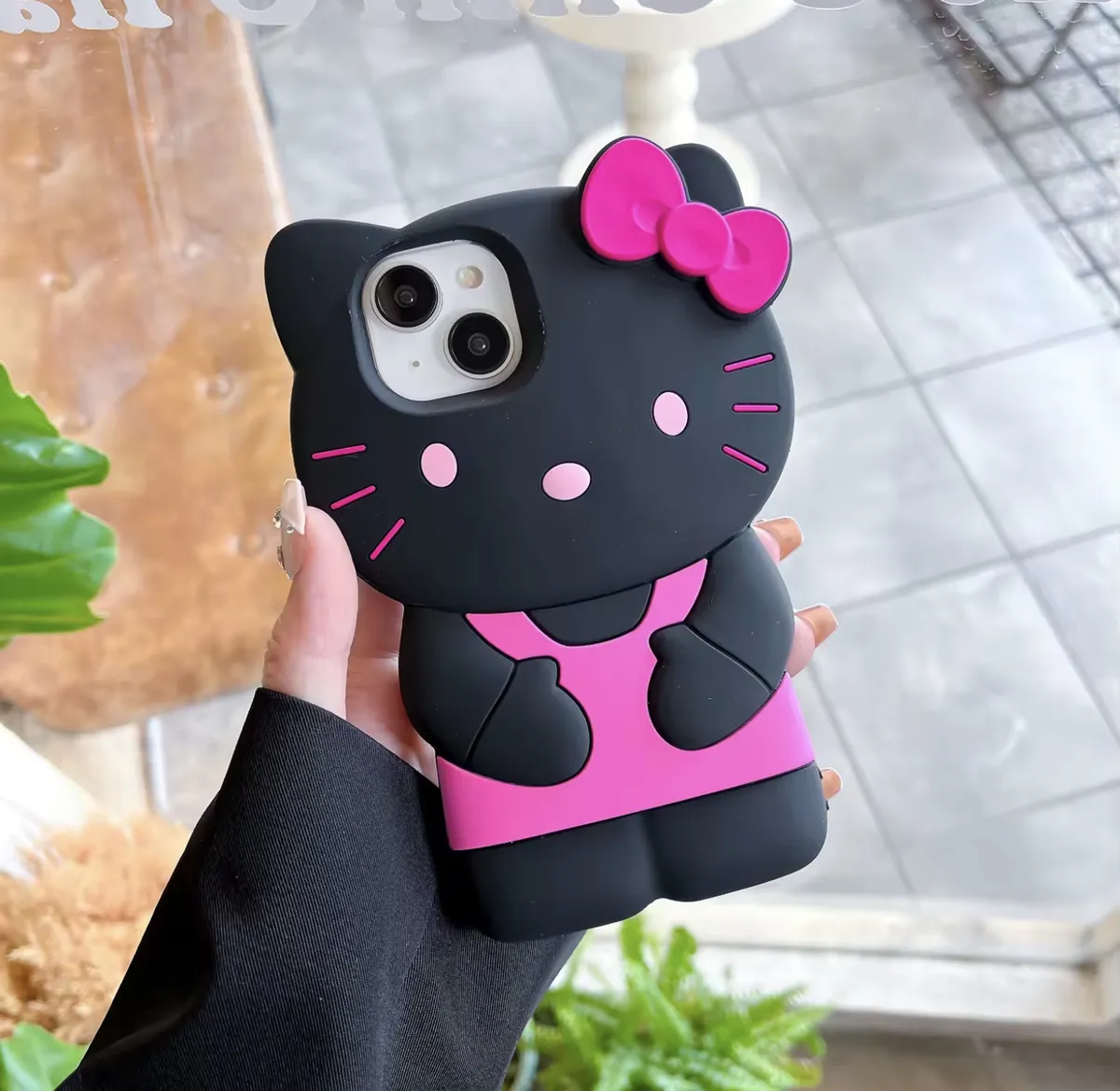 Carcasa Hello Kitty Silicona con Relieve para iPhone