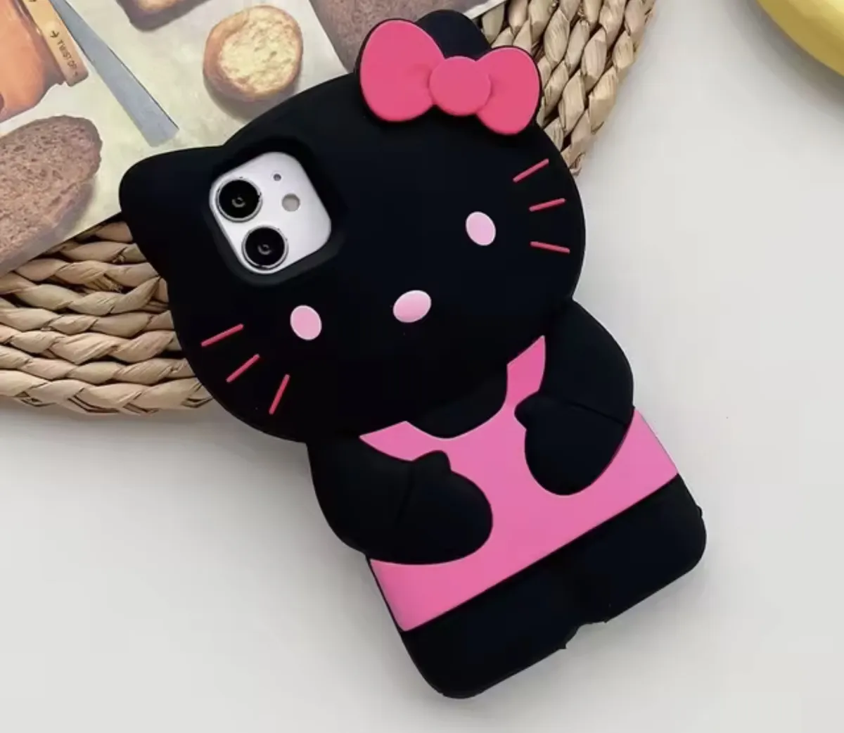 Carcasa Hello Kitty Silicona con Relieve para iPhone