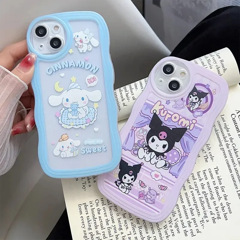 Carcasa Kuromi para iPhone (varios modelos)