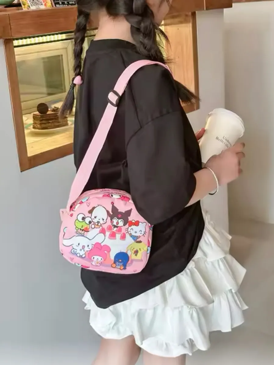 Cartera Pequeña de Personajes Sanrio