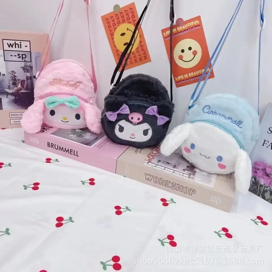 Cartera Bandolera Pequeña de Peluche Personajes Sanrio