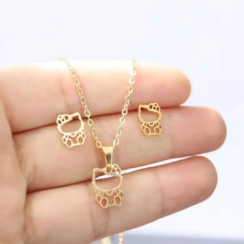 Conjunto Collar y Aros de Acero Hello Kitty