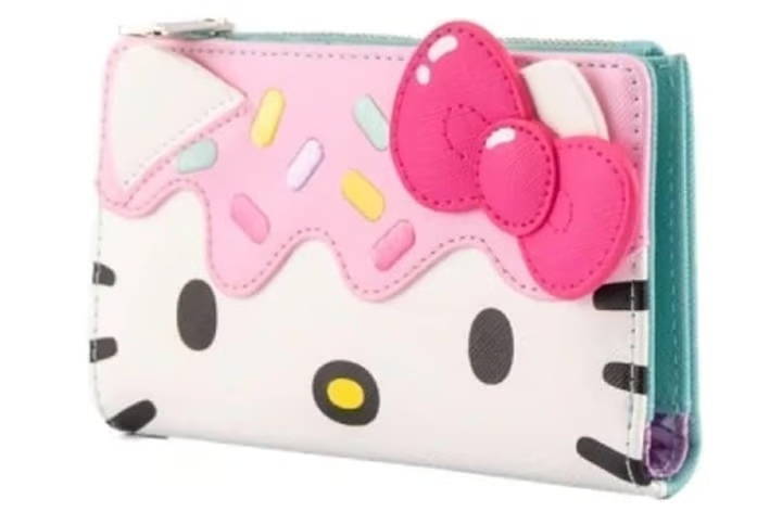 Billetera Loungefly Hello Kitty Helado Rosa
