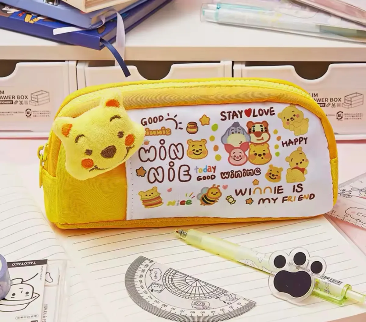 Estuche Winnie the Pooh Amarillo