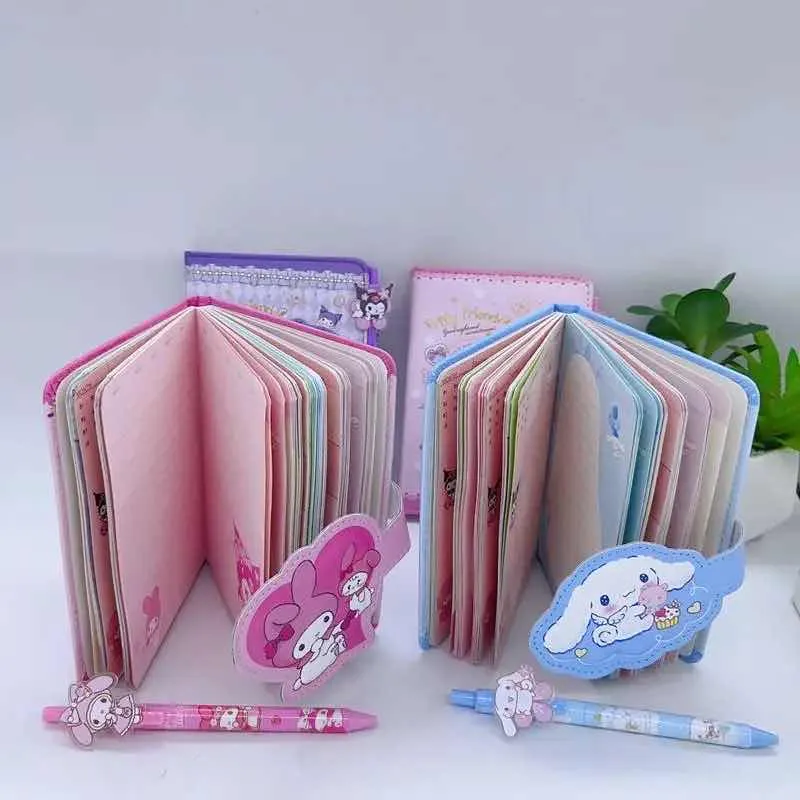Set libreta y Lápiz Personajes Sanrio Diseño Corazón (Varios diseños)