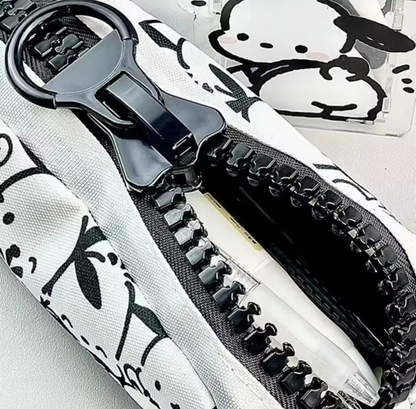 Estuche Sanrio Pochacco (Varios diseños)