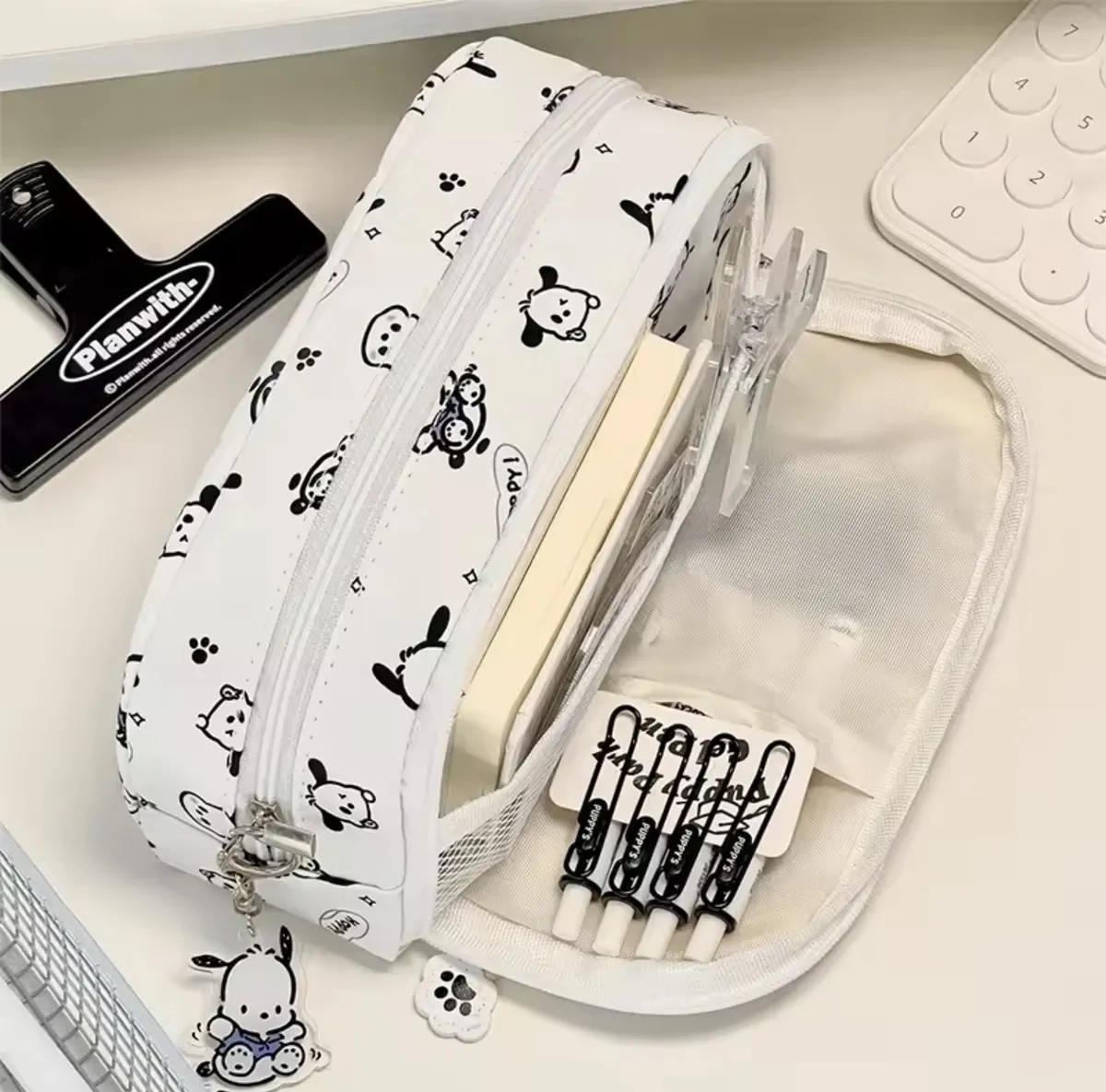 Estuche Sanrio Pochacco (Varios diseños)