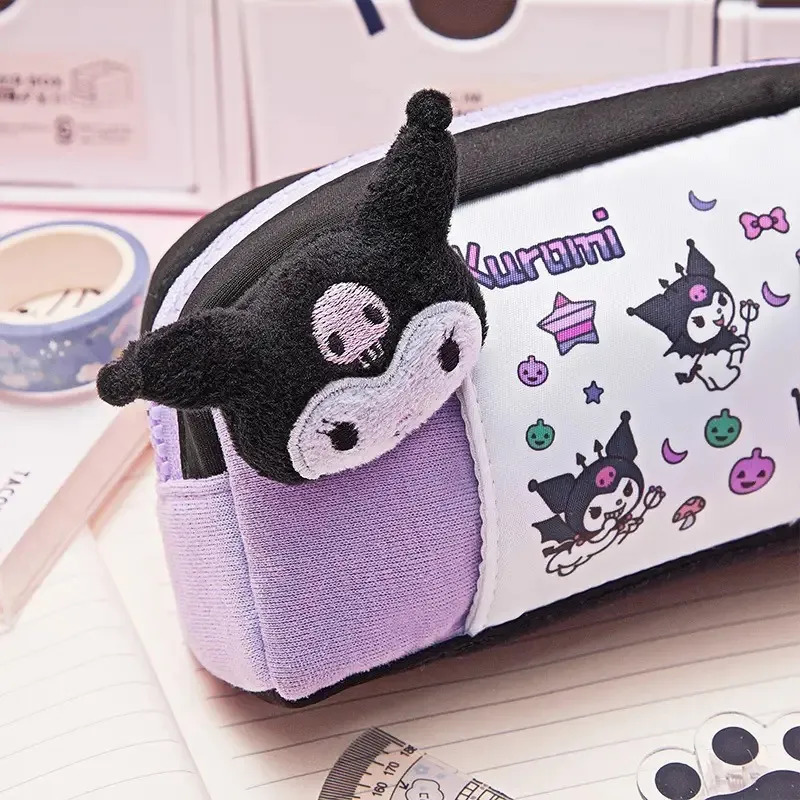 Estuche Escolar Kuromi Violeta con Broche