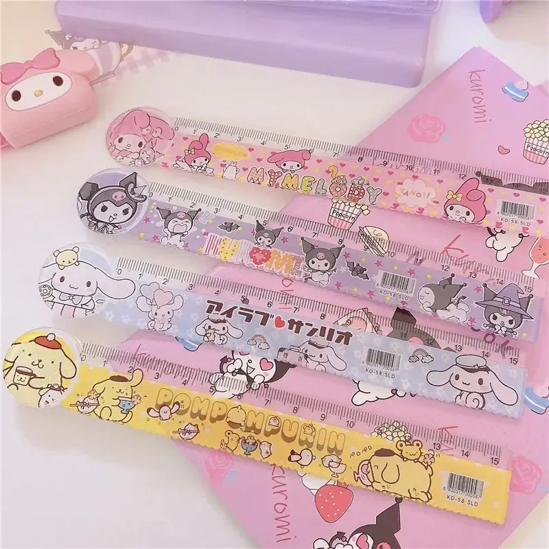Set de 4 reglas Personajes Sanrio Transparente con Diseño