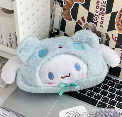 Estuche Escolar de Peluche Personajes Sanrio (Varios Diseños)