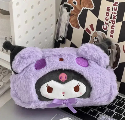 Estuche Escolar de Peluche Personajes Sanrio (Varios Diseños)