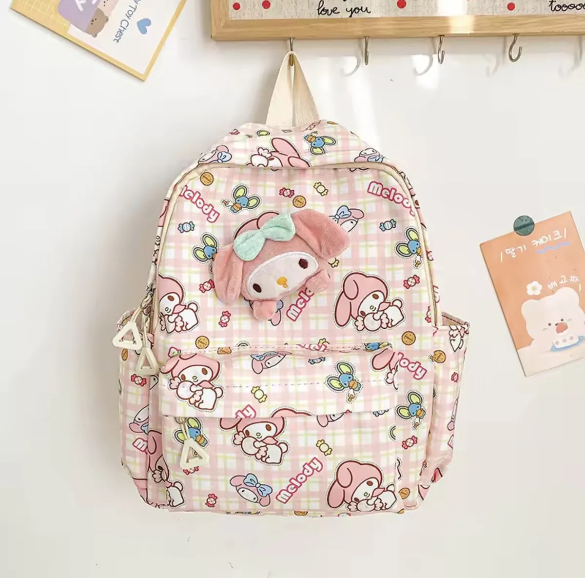 Mochila Escolar de Tela Personajes Sanrio (Varios Modelos)