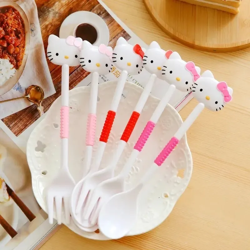Set de Cubiertos Hello Kitty (Varios diseños)