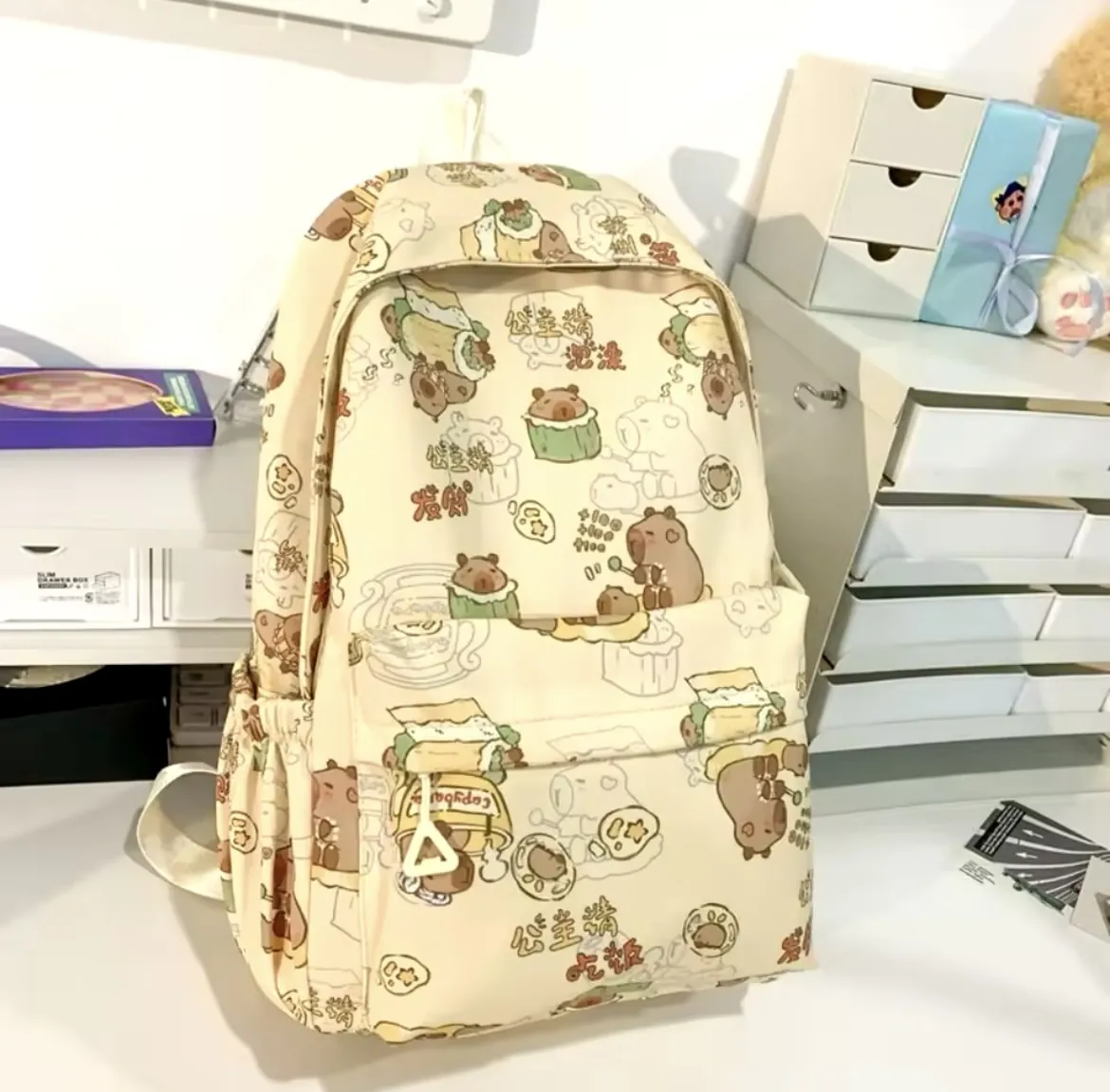 Mochila Escolar de Tela Grande Capibara (Varios modelos)