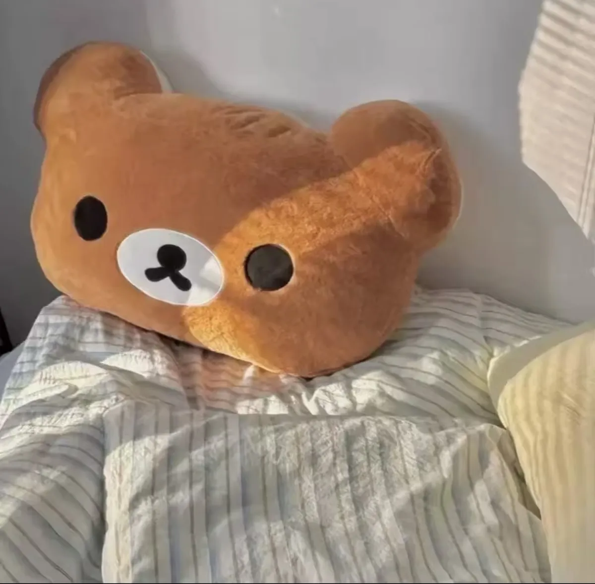 Cojín de Felpa Rilakkuma o Korilakkuma 35 cm (Varios diseños)