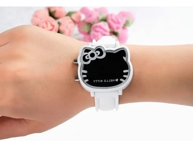 Reloj Digital Hello Kitty Sanrio (Varios modelos)