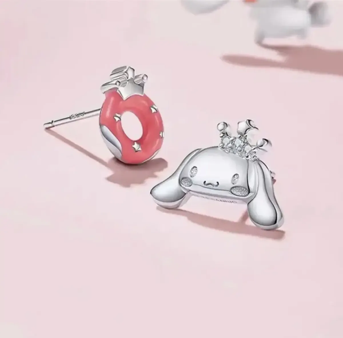 Aros Pequeños Sanrio de Plata Esterlina