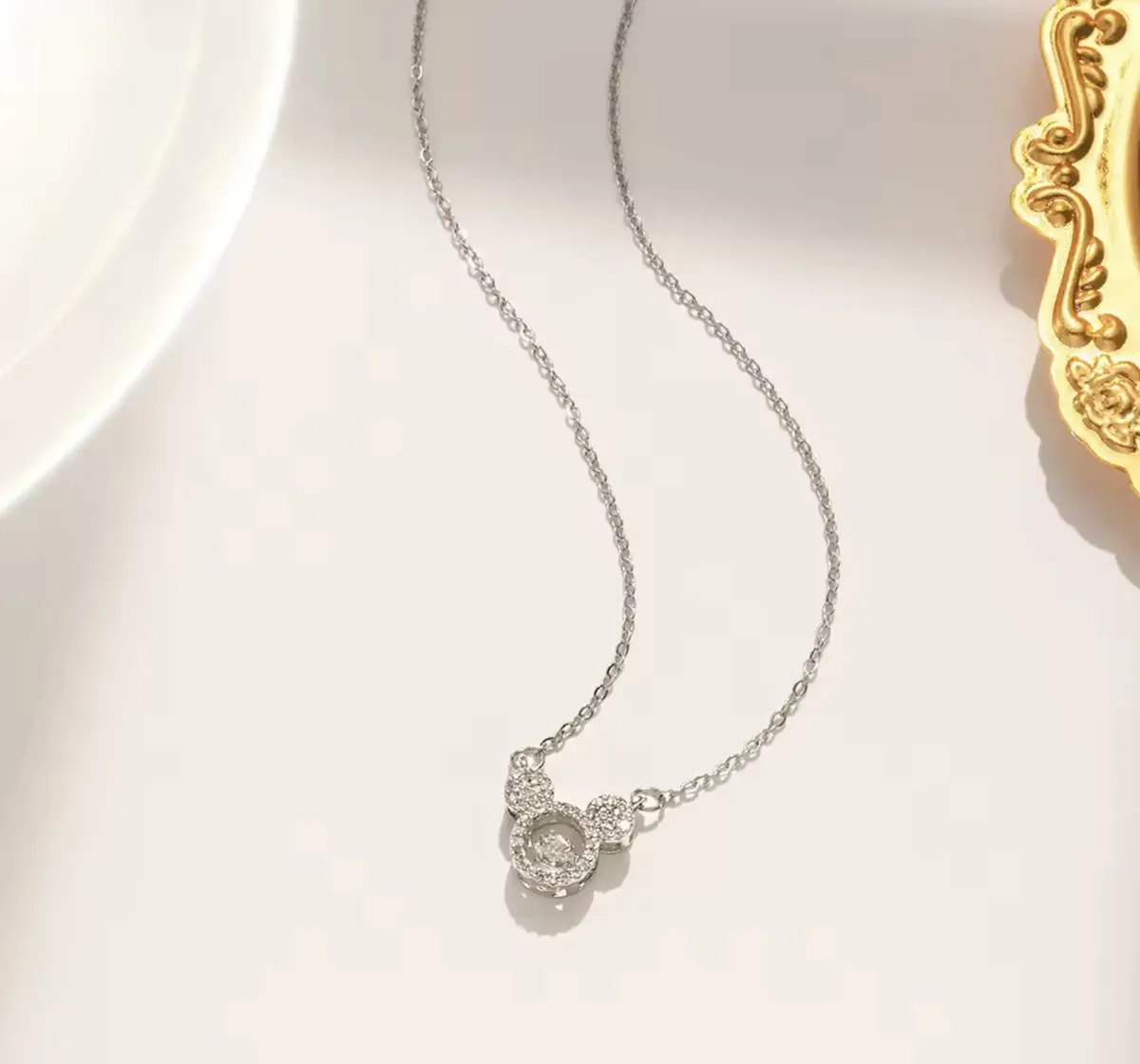 Collar Mickey Mouse con Circones & Baño de Oro