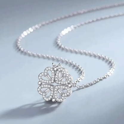 Collar Trébol o Cuatro Corazones con Brillitos
