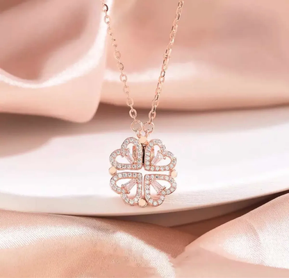 Collar Trébol o Cuatro Corazones con Brillitos