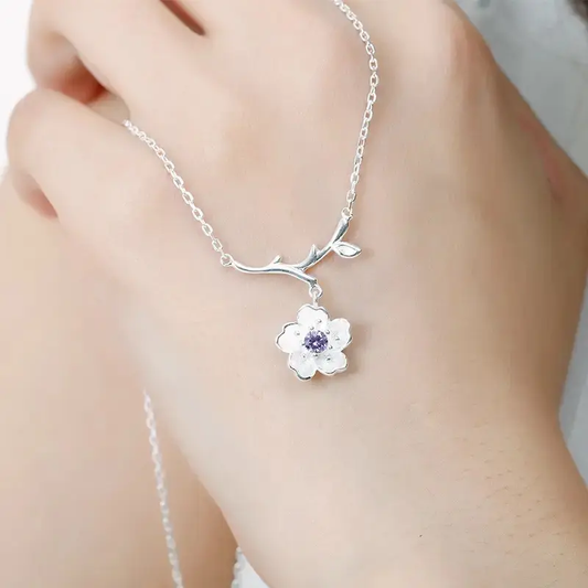 Collar Mujer Flor de Cerezo en Rama de Plata Esterlina